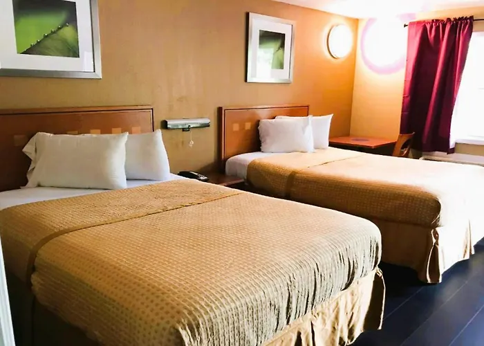 Oyo Downtown Hotel 2*